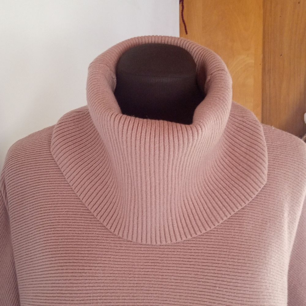 Cowl Neck Ribbed Sweater - Picture 7 of 7
